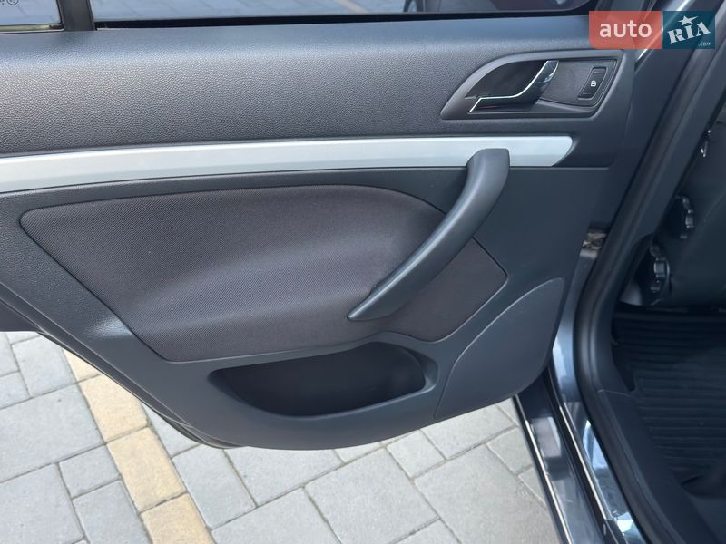 Лифтбек Skoda Octavia 2011 в Нововолынске