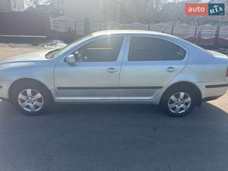 Лифтбек Skoda Octavia 2008 в Львове