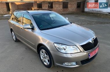 Універсал Skoda Octavia 2010 в Луцьку