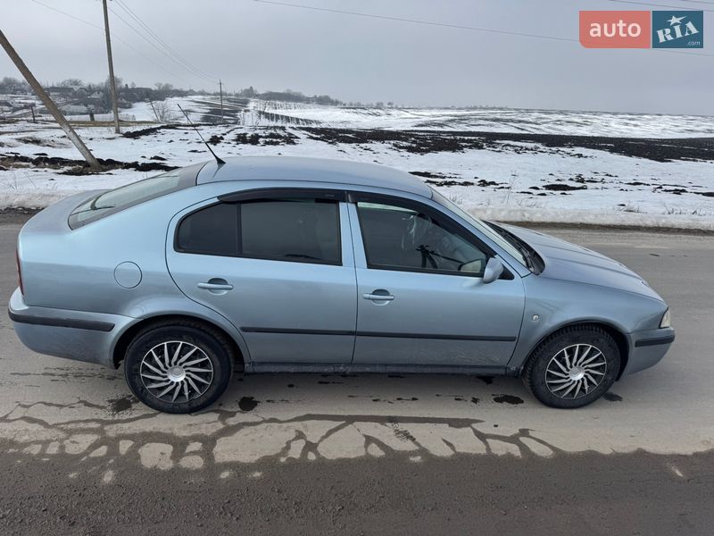Лифтбек Skoda Octavia 2003 в Красилове