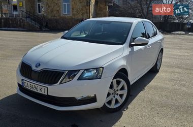 Ліфтбек Skoda Octavia 2019 в Умані