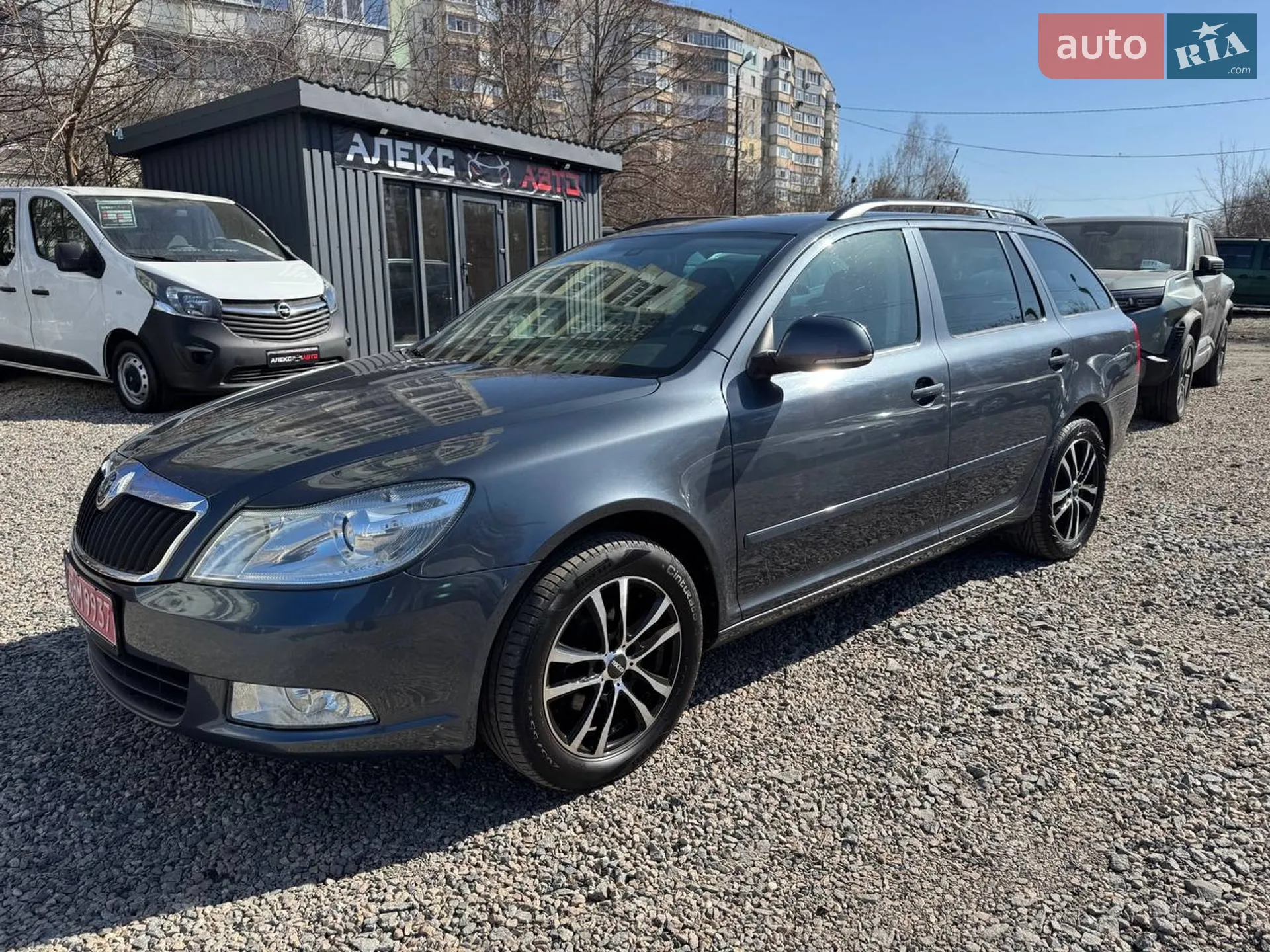 2010 Skoda Octavia - мініатюра 6