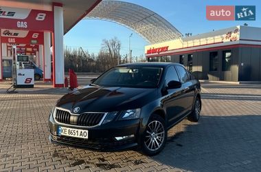 Лифтбек Skoda Octavia 2017 в Кривом Роге