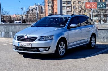 Універсал Skoda Octavia 2015 в Харкові