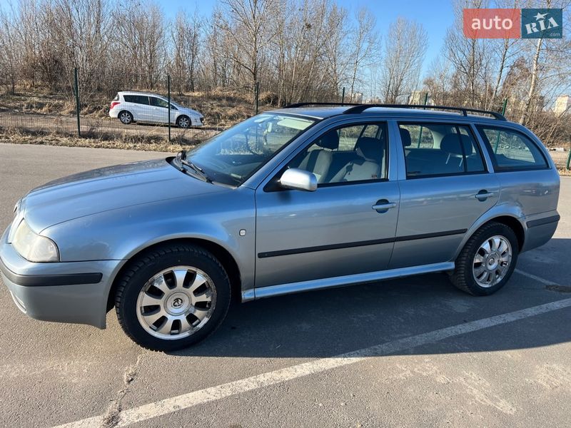 Универсал Skoda Octavia 2002 в Киеве