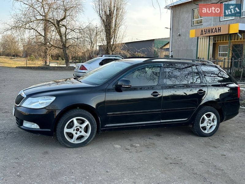 Універсал Skoda Octavia 2010 в Новому Бузі