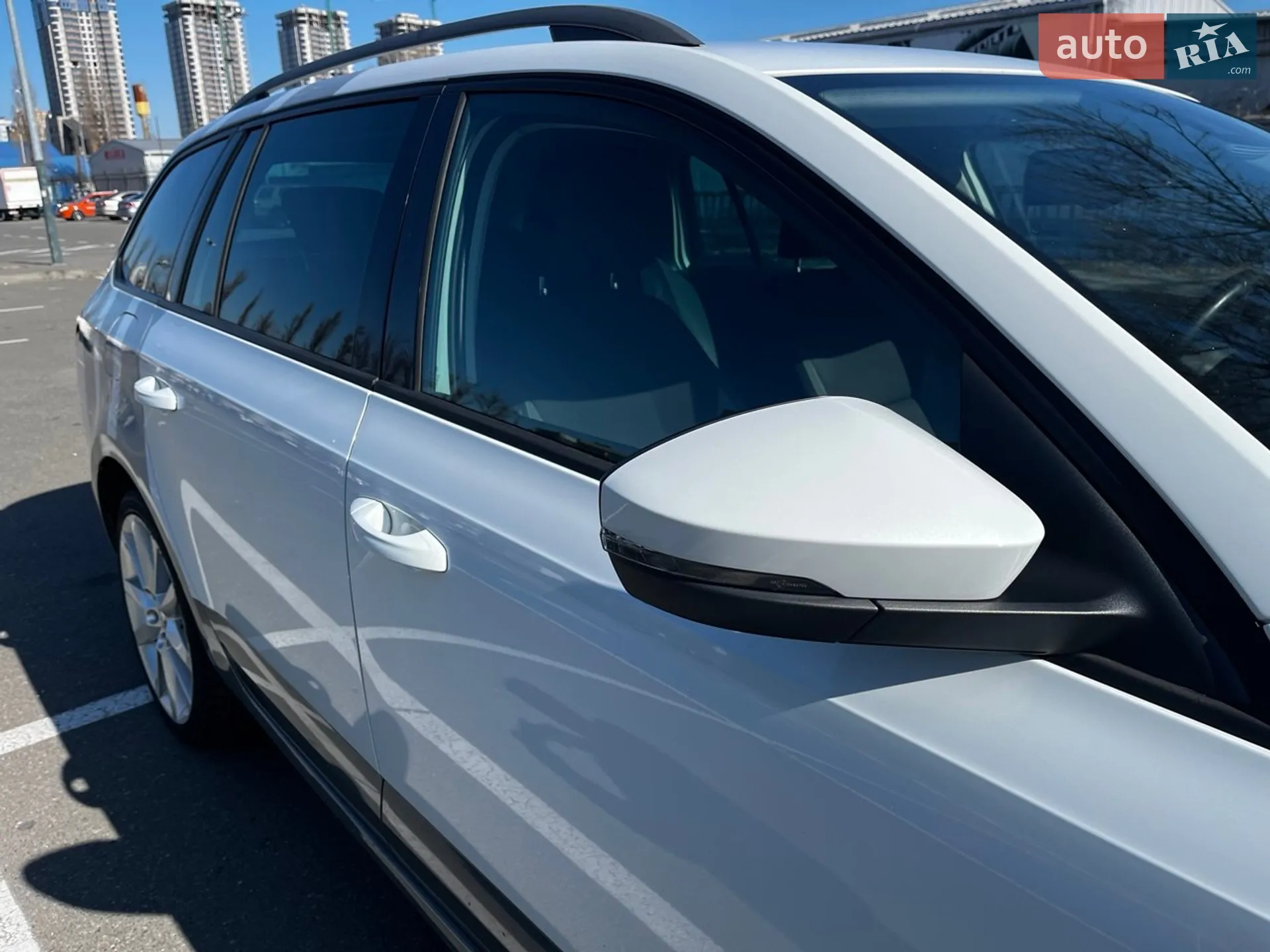 2016 Skoda Octavia - мініатюра 13
