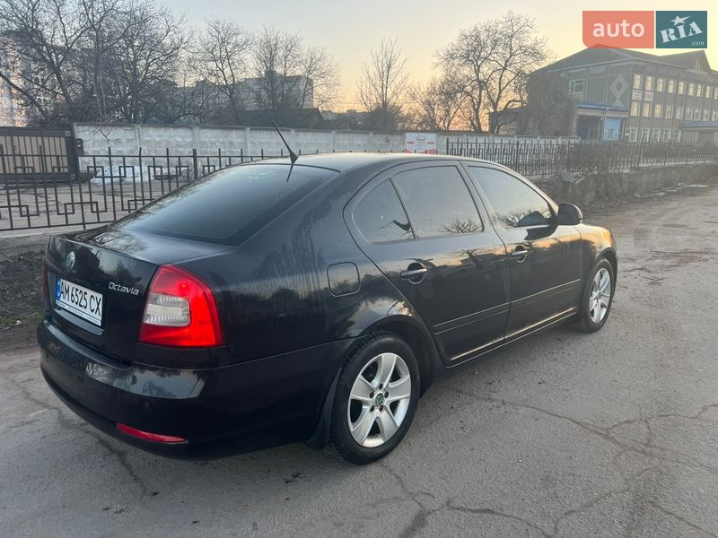 Лифтбек Skoda Octavia 2011 в Житомире