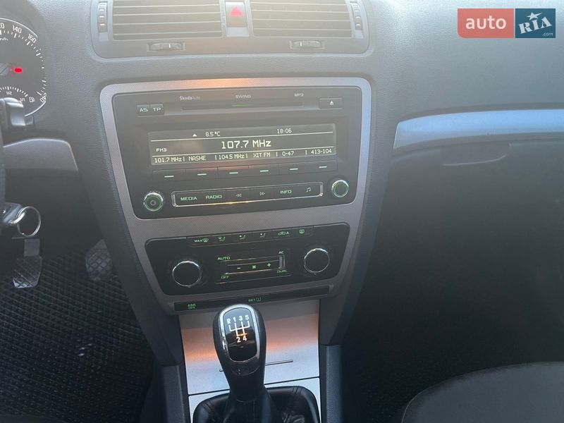 Лифтбек Skoda Octavia 2011 в Житомире