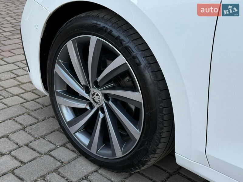 Лифтбек Skoda Octavia 2020 в Луцке