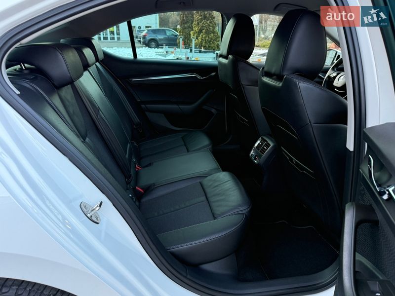 Лифтбек Skoda Octavia 2020 в Луцке