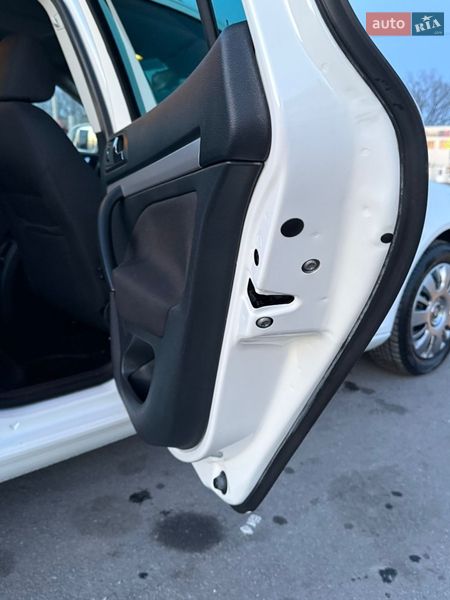 Универсал Skoda Octavia 2012 в Виннице