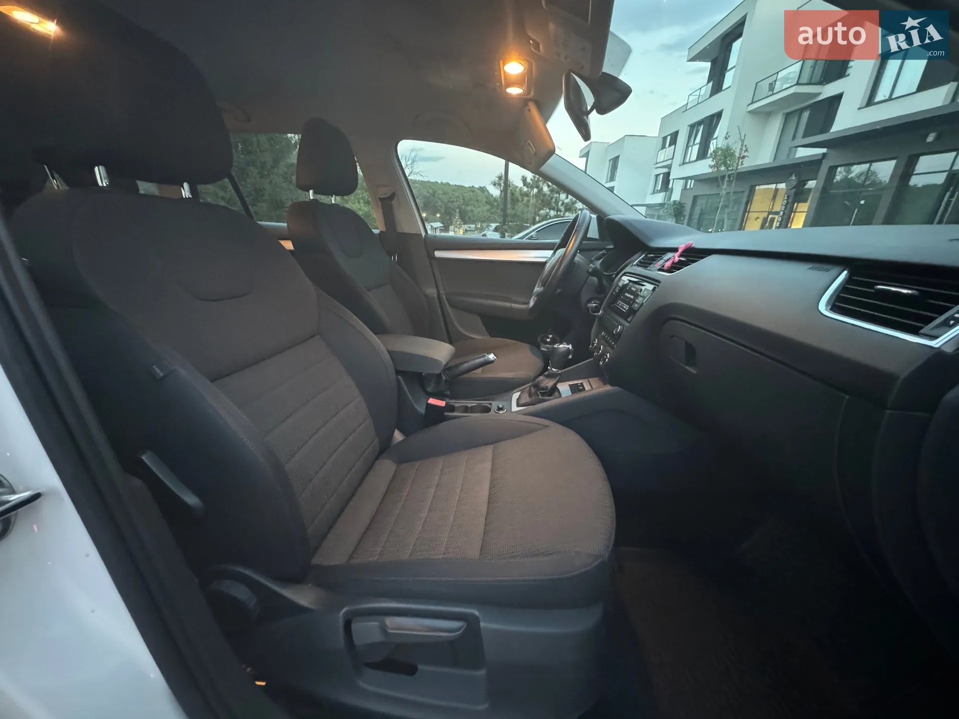 2014 Skoda Octavia - мініатюра 13