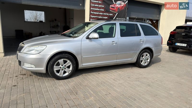 Универсал Skoda Octavia 2011 в Львове