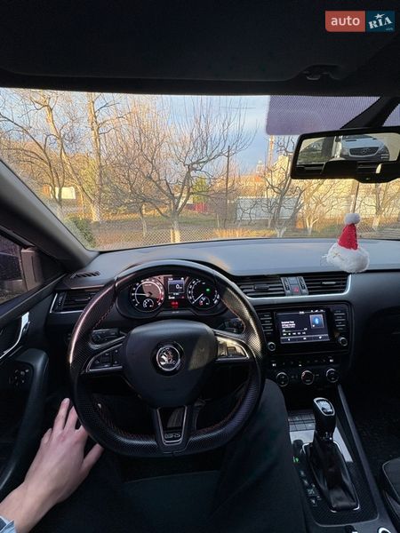 Универсал Skoda Octavia 2015 в Ужгороде
