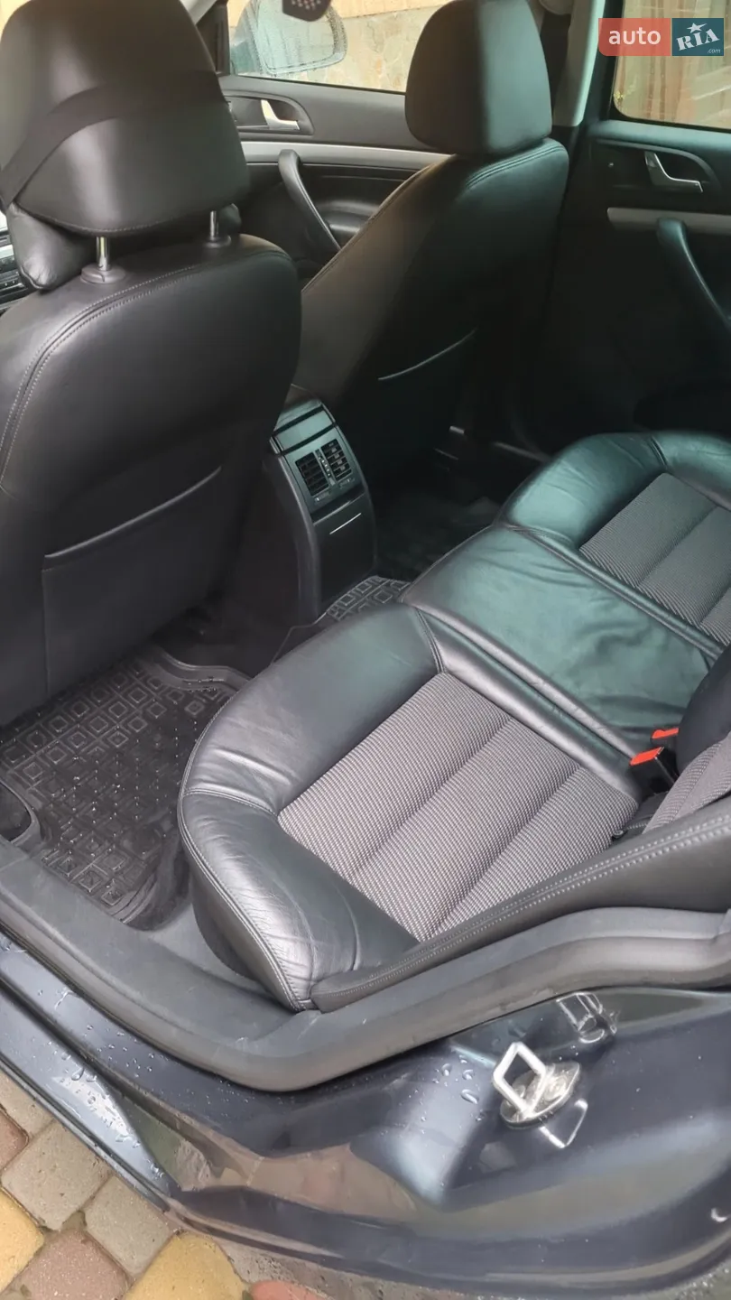 2011 Skoda Octavia - мініатюра 9