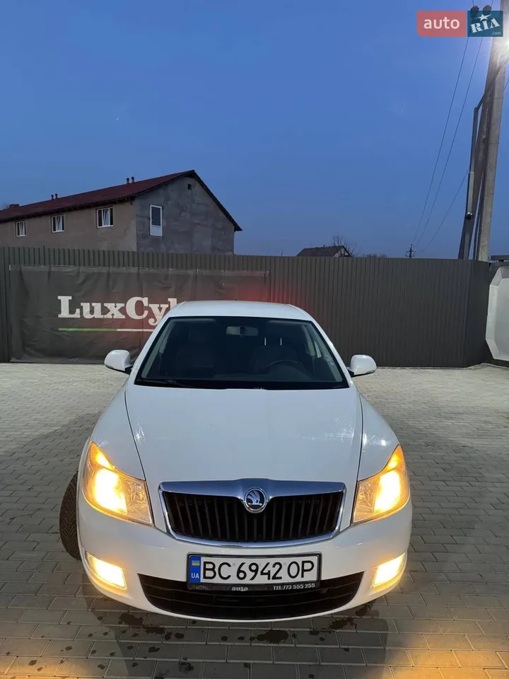 2011 Skoda Octavia - мініатюра 19