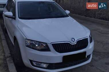 Универсал Skoda Octavia 2016 в Черновцах