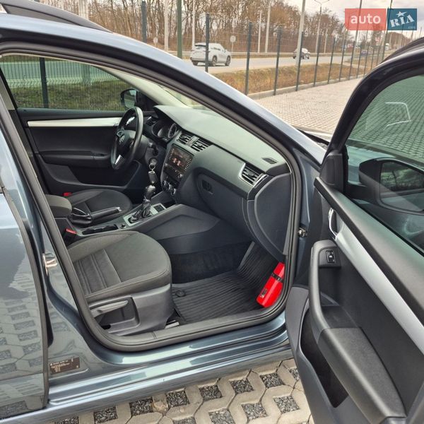 Универсал Skoda Octavia 2019 в Ровно