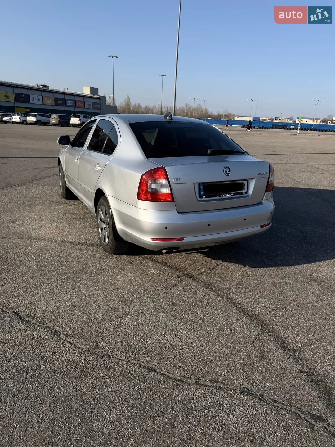 2010 Skoda Octavia - мініатюра 3