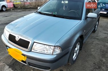 Универсал Skoda Octavia 2009 в Клевани