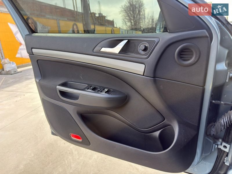 Лифтбек Skoda Octavia 2006 в Киеве