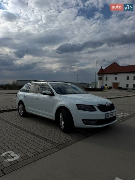 Универсал Skoda Octavia 2015 в Ужгороде