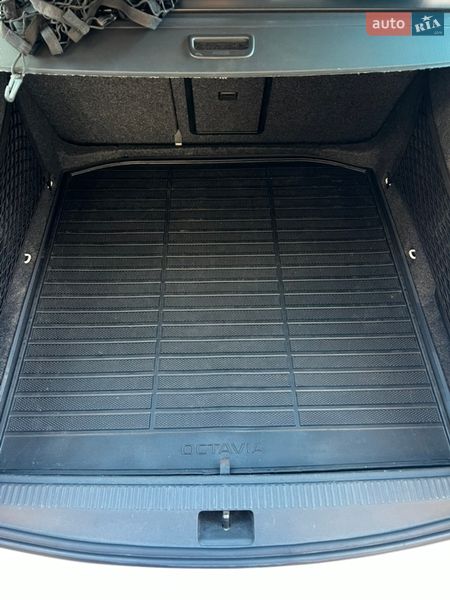 Универсал Skoda Octavia 2016 в Киеве