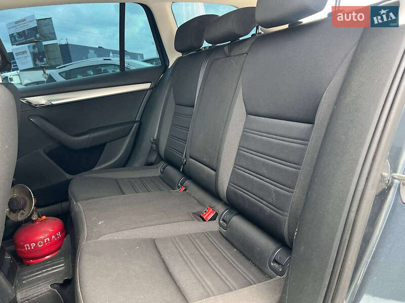 Лифтбек Skoda Octavia 2017 в Львове фото 34 Лифтбек Skoda Octavia 2017 в Львове