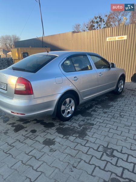 Лифтбек Skoda Octavia 2010 в Василькове