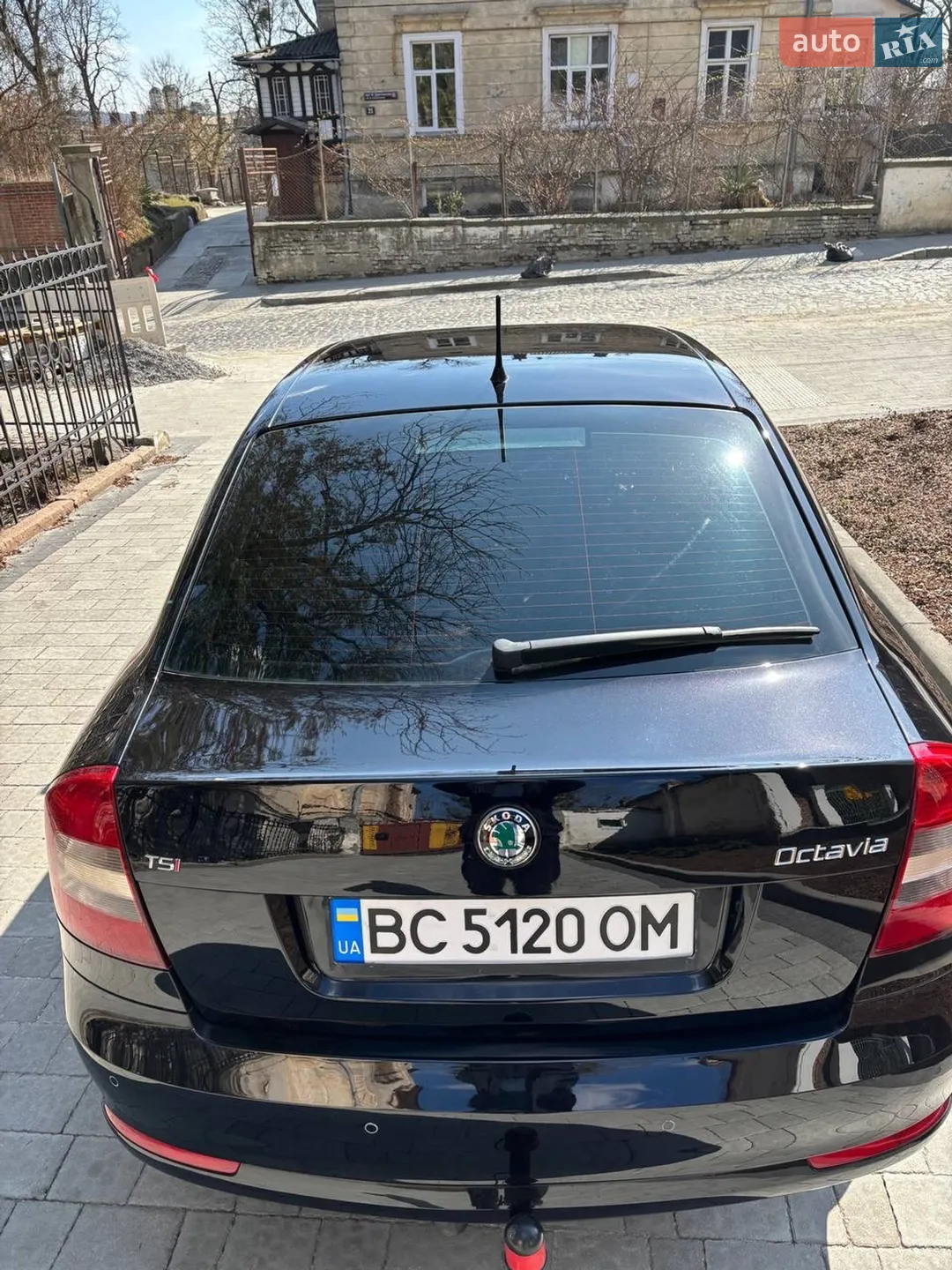 2011 Skoda Octavia - мініатюра 2