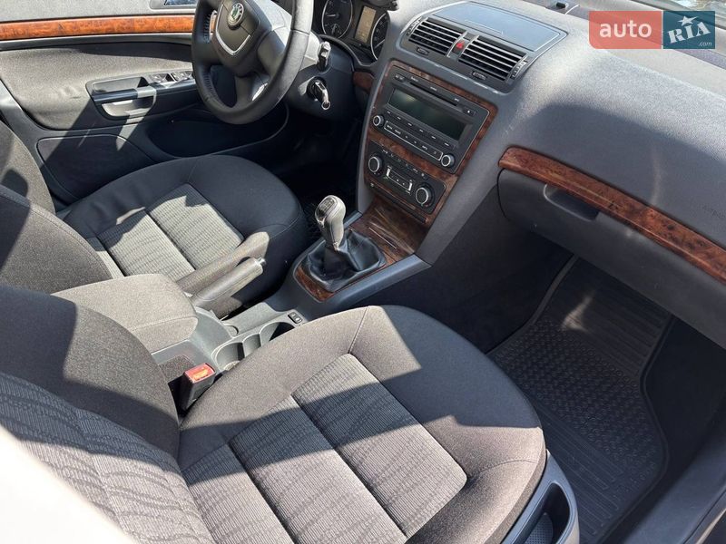 Лифтбек Skoda Octavia 2011 в Львове фото 6 Лифтбек Skoda Octavia 2011 в Львове