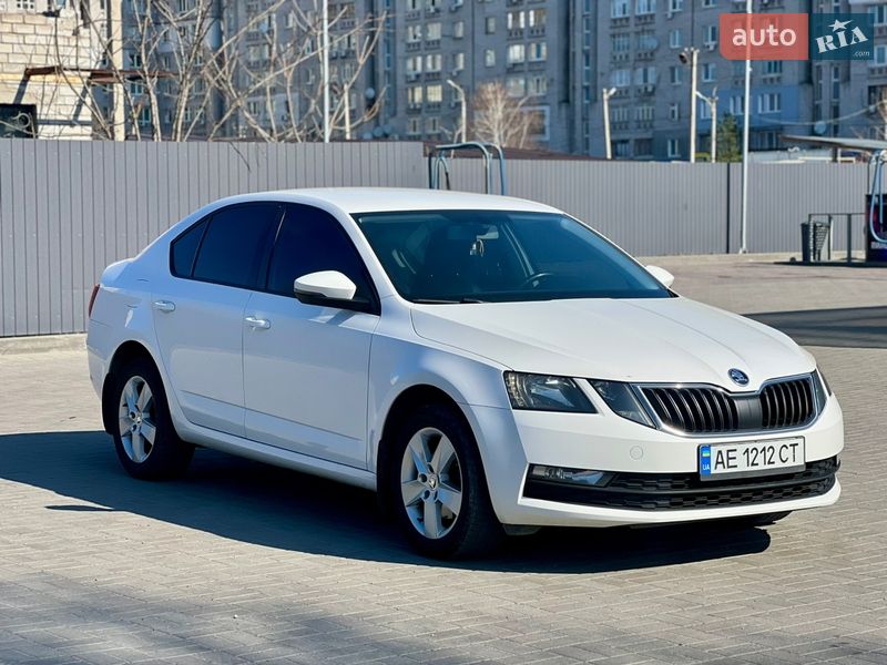 Лифтбек Skoda Octavia 2017 в Днепре фото 8 Лифтбек Skoda Octavia 2017 в Днепре