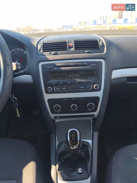 Лифтбек Skoda Octavia 2011 в Киеве фото 23 Лифтбек Skoda Octavia 2011 в Киеве