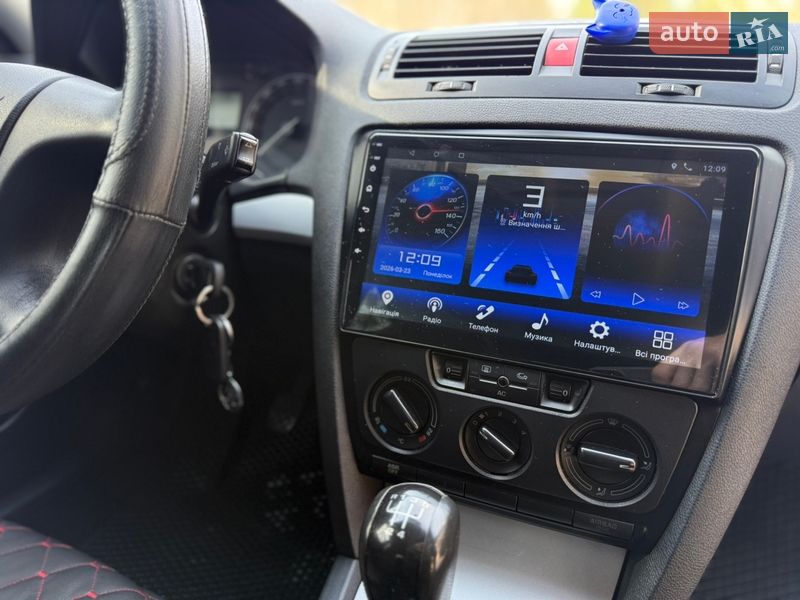 Лифтбек Skoda Octavia 2005 в Радомышле