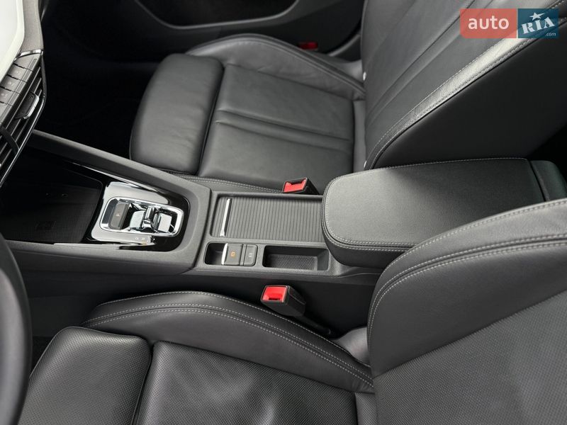 Универсал Skoda Octavia 2021 в Львове фото 127 Универсал Skoda Octavia 2021 в Львове