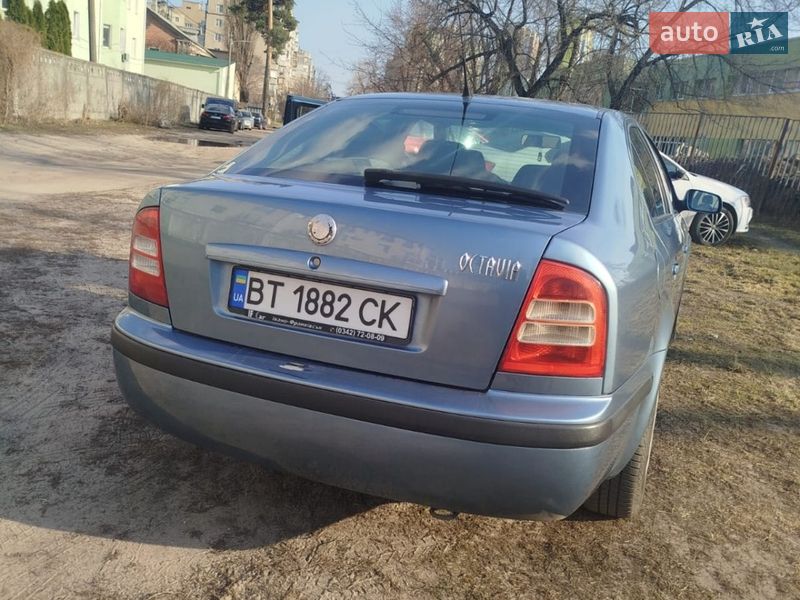 Лифтбек Skoda Octavia 2009 в Киеве
