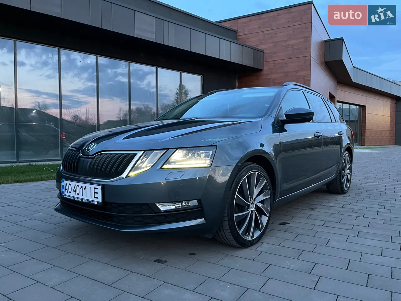 2017 Skoda Octavia - мініатюра 19