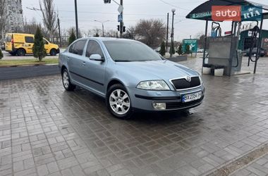 Лифтбек Skoda Octavia 2006 в Запорожье