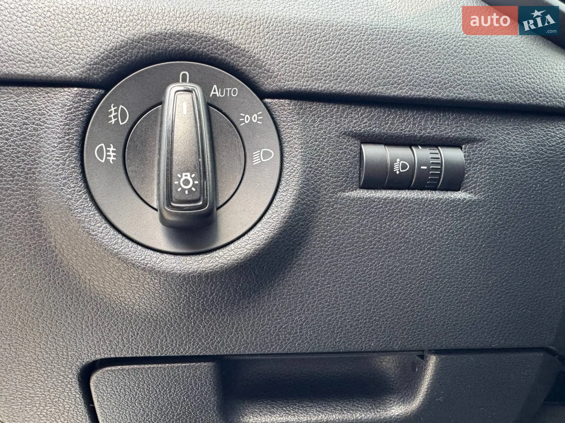 2014 Skoda Octavia - мініатюра 43
