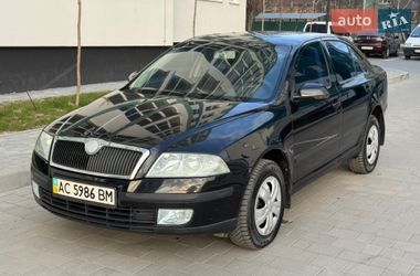 Лифтбек Skoda Octavia 2005 в Вараше