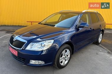 Універсал Skoda Octavia 2011 в Житомирі