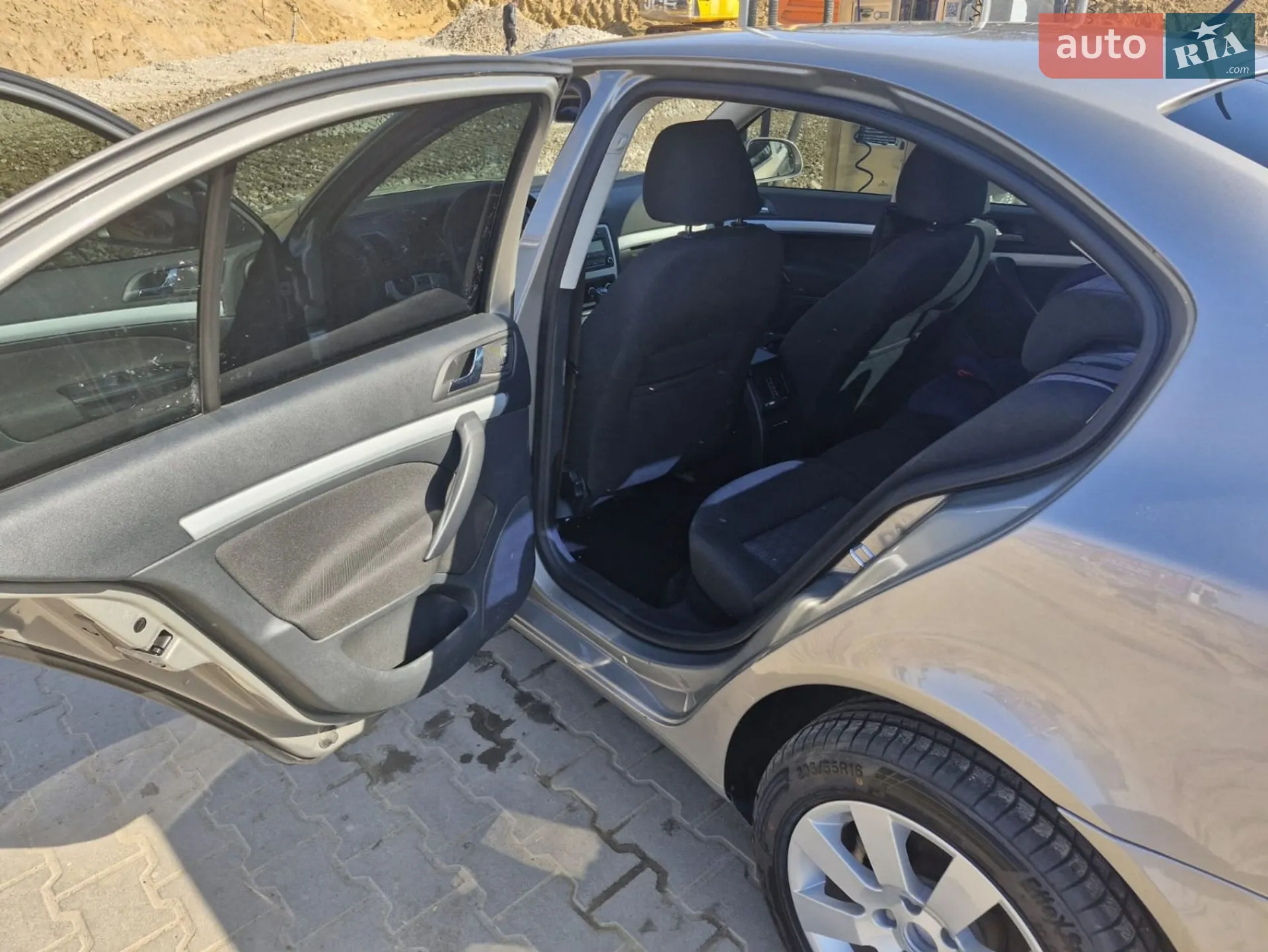 2011 Skoda Octavia - мініатюра 9