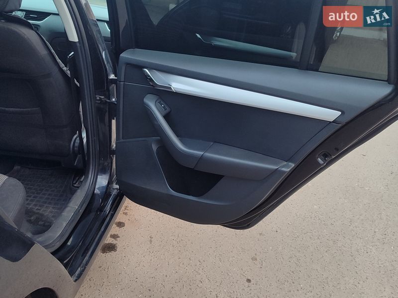 Універсал Skoda Octavia 2014 в Золочеві