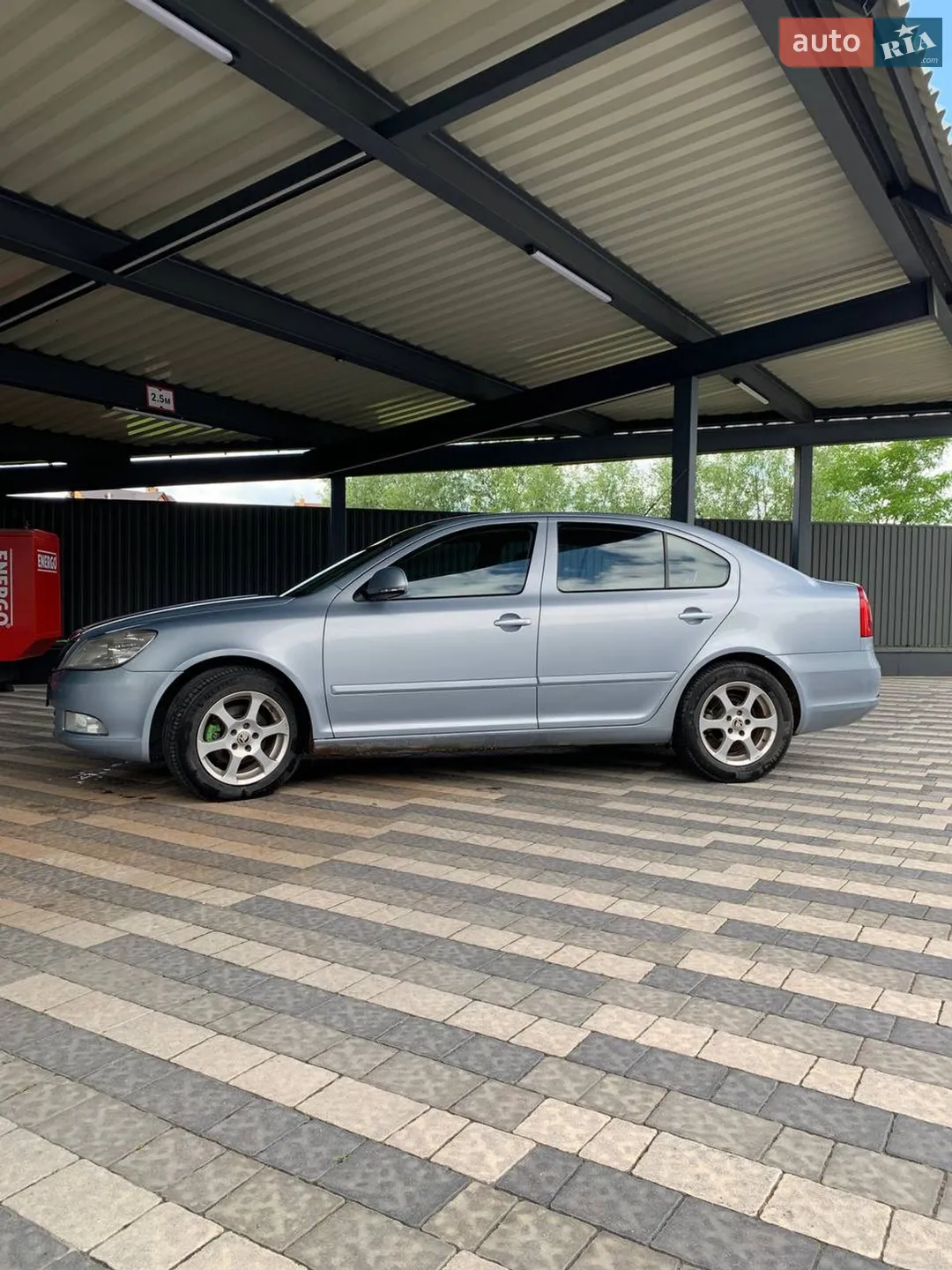 2010 Skoda Octavia - мініатюра 12