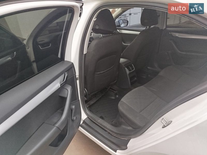 Лифтбек Skoda Octavia 2013 в Виннице