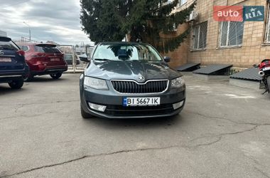 Лифтбек Skoda Octavia 2015 в Полтаве