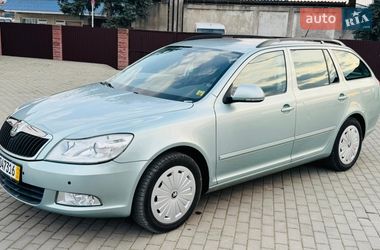 Універсал Skoda Octavia 2009 в Хусті