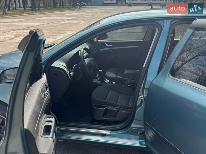 Ліфтбек Skoda Octavia 2005 в Жовтих Водах