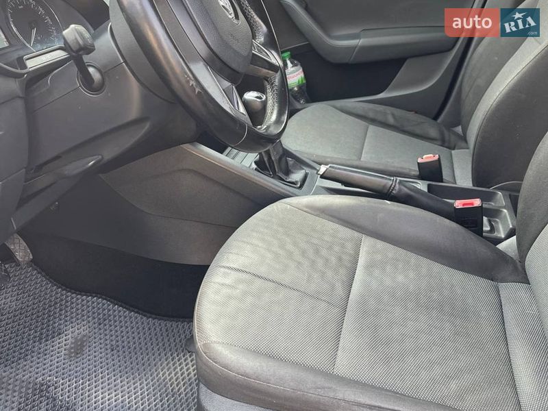 Универсал Skoda Octavia 2014 в Ужгороде